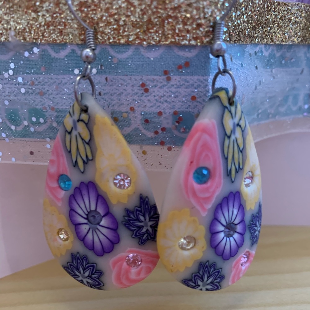 Handmade Dangle earrings ! - Picture 2 of 2